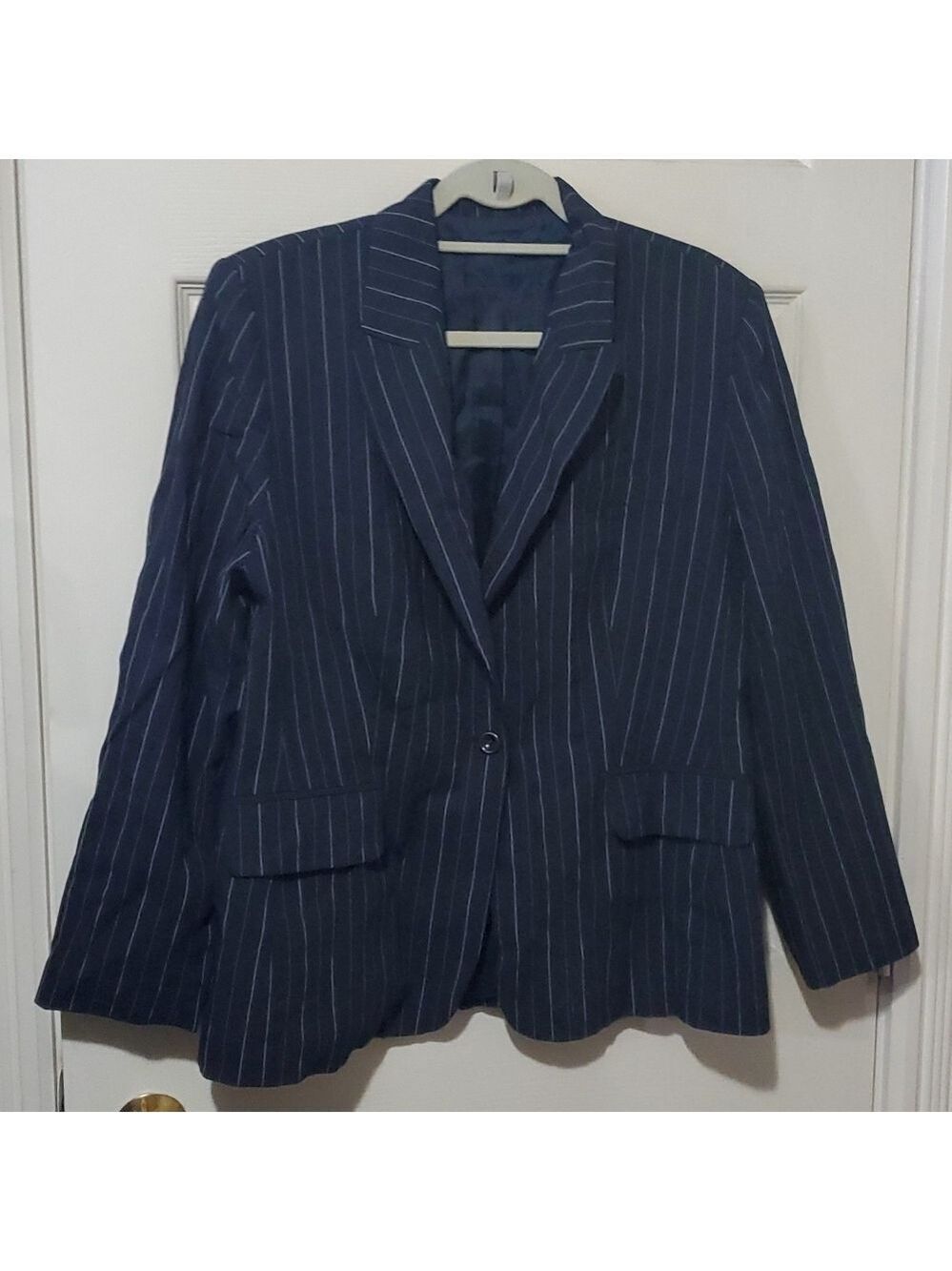 Ladies Navy Pinstripe blazer size 14